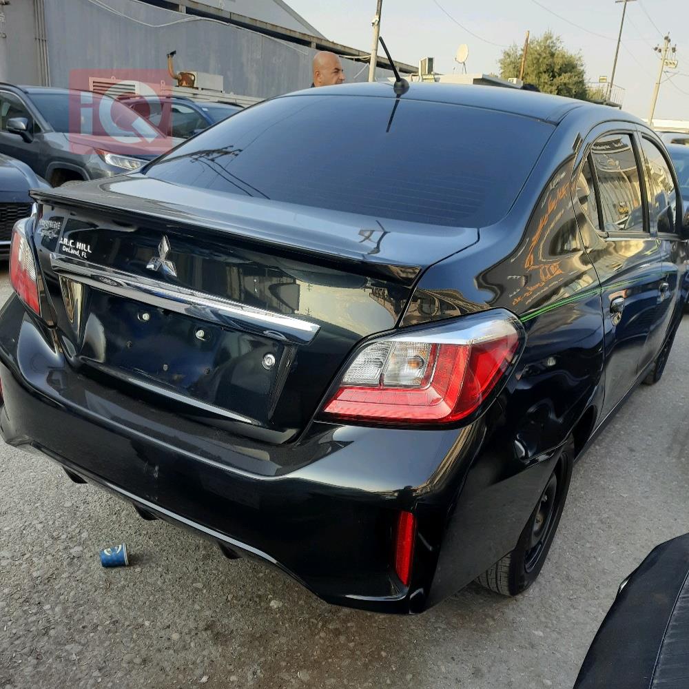 Mitsubishi Mirage G4